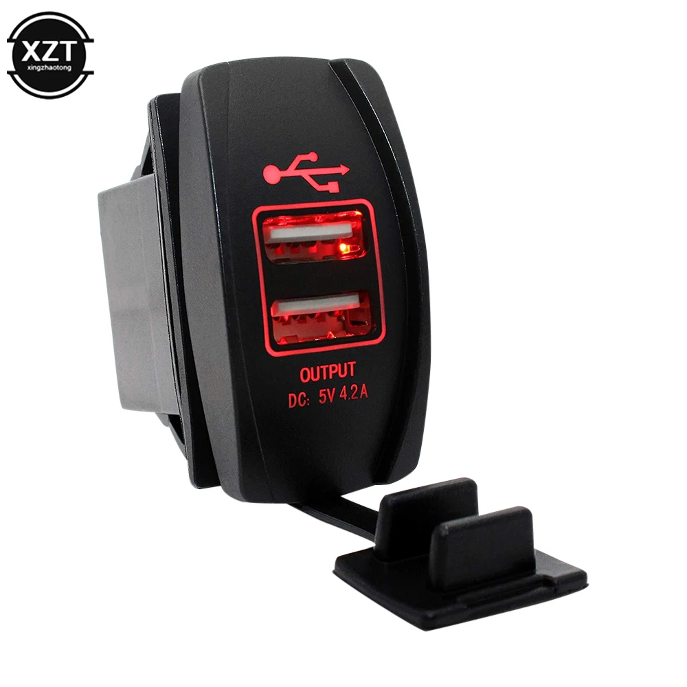 Chargeur de voiture USB universel pour touristes