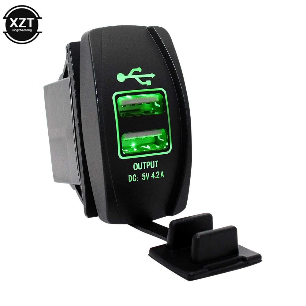 Chargeur de voiture USB universel pour touristes