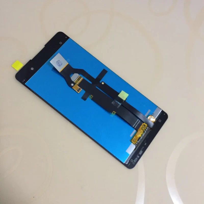 Ecran Sony E5